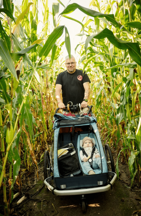 Maislabyrinth mit Kindern